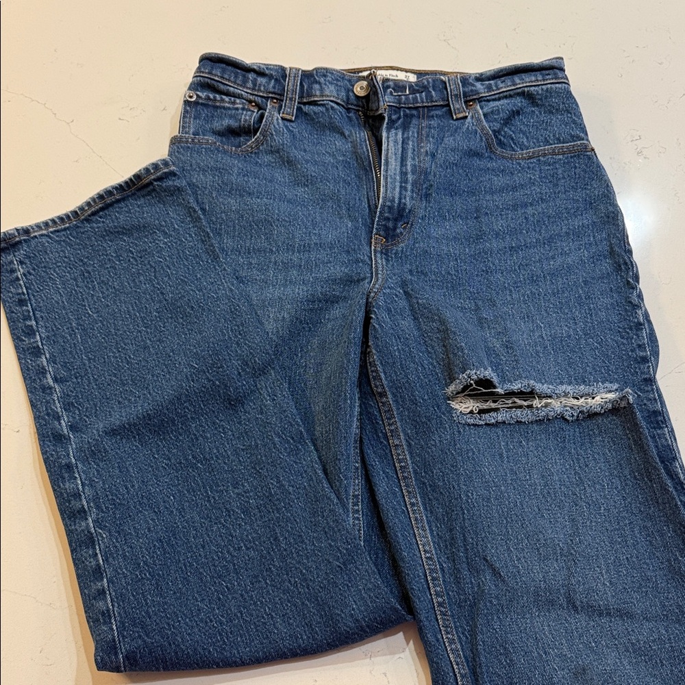 Abercrombie women’s jeans
